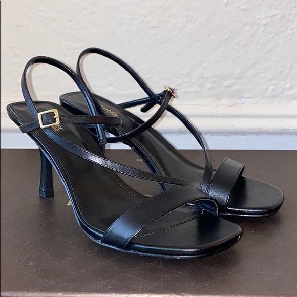 tasha sandal